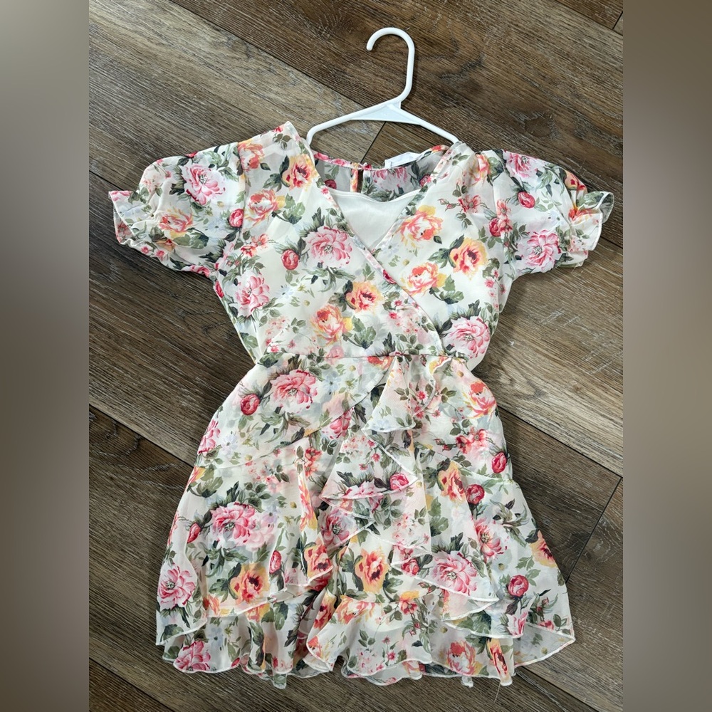 Girls size 7 Floral Pink and White Kids Dress